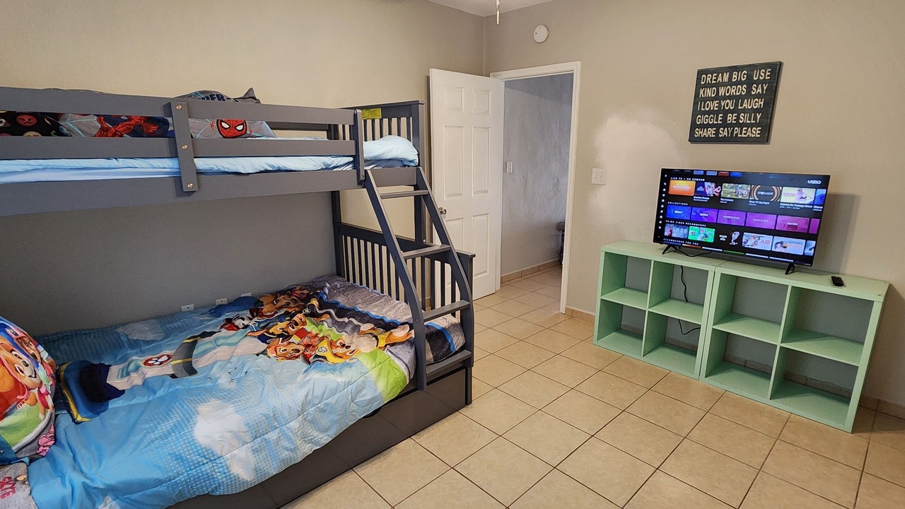 Photo of Bedroom in Edinburg