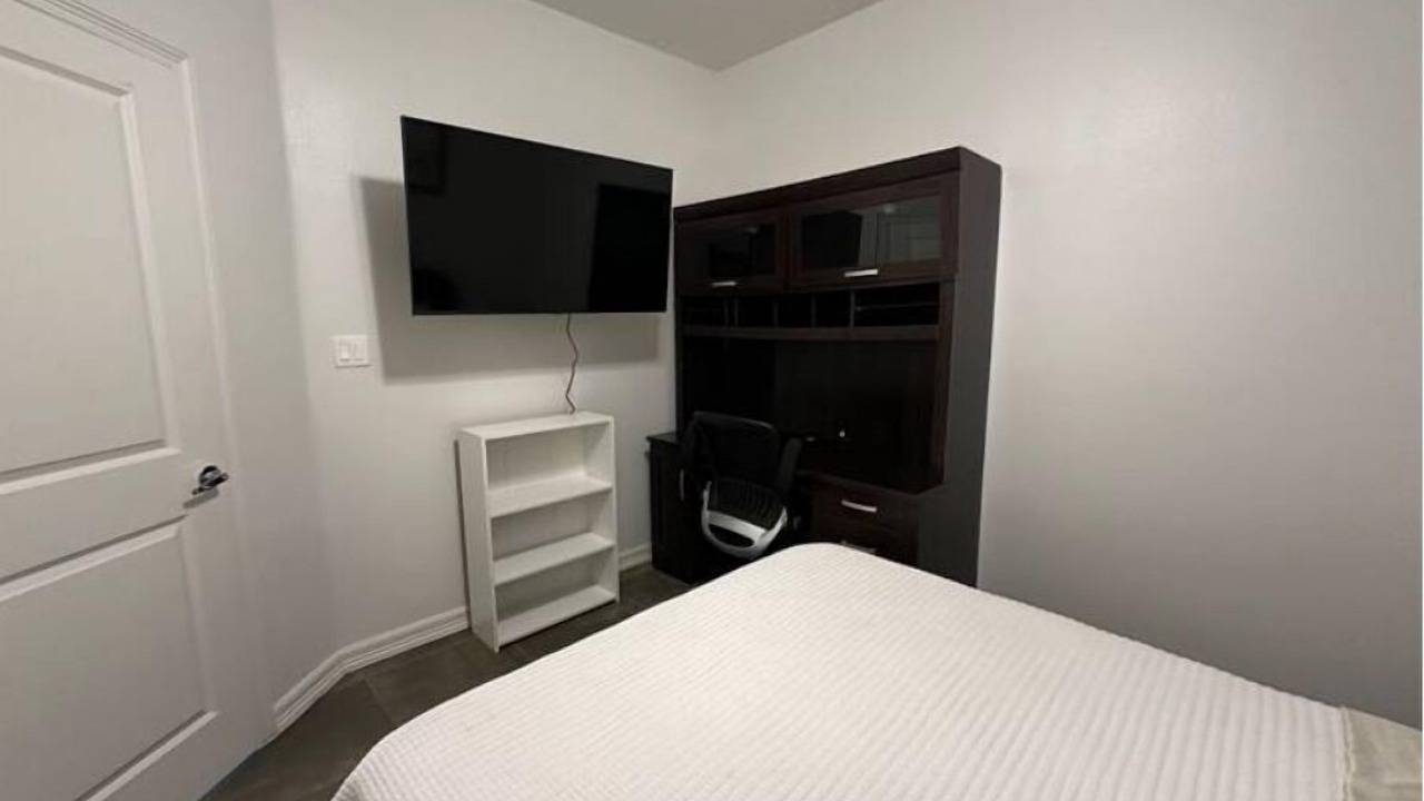 Photo of Bedroom in Edinburg