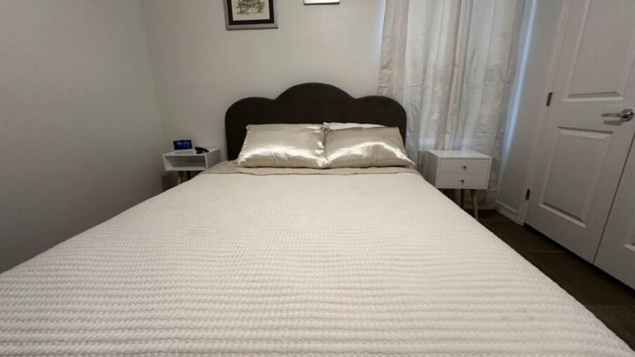 Photo of Bedroom in Edinburg