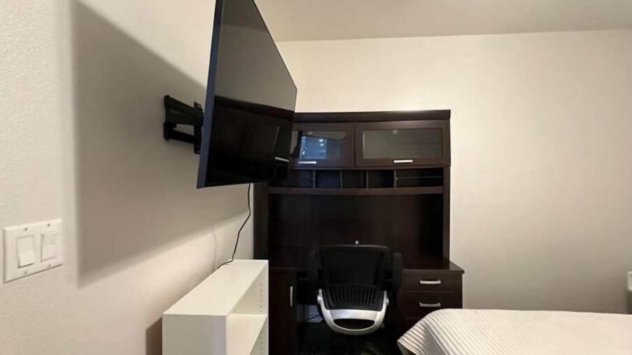 Photo of Bedroom in Edinburg