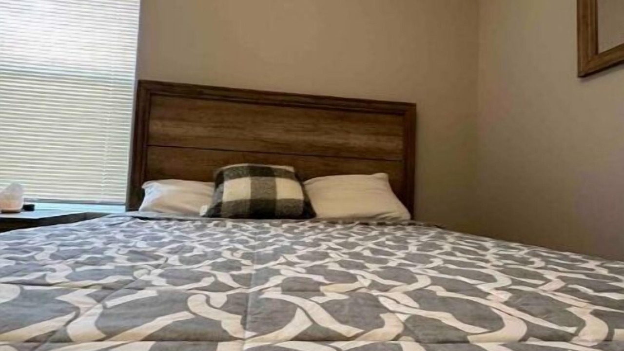 Photo of Bedroom in Edinburg