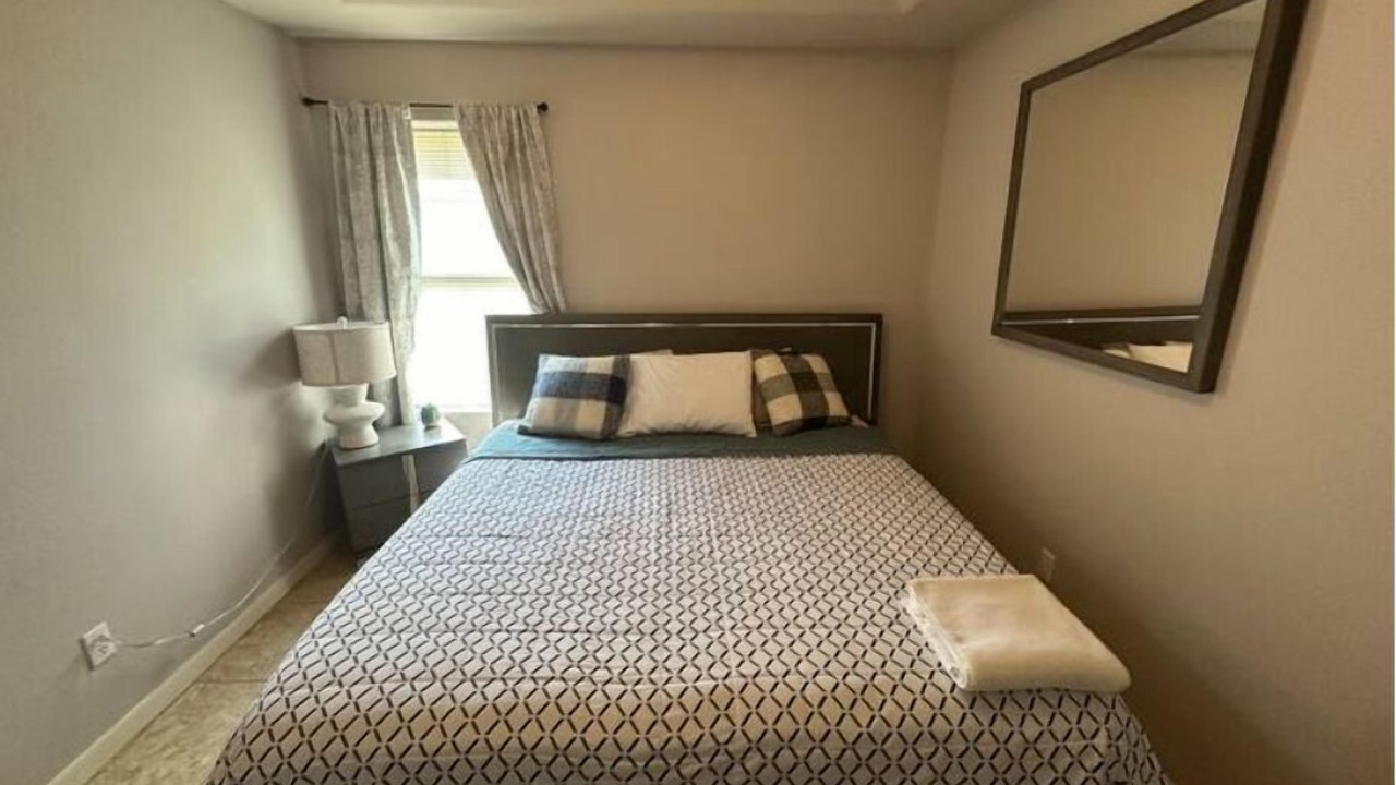 Photo of Bedroom in Edinburg
