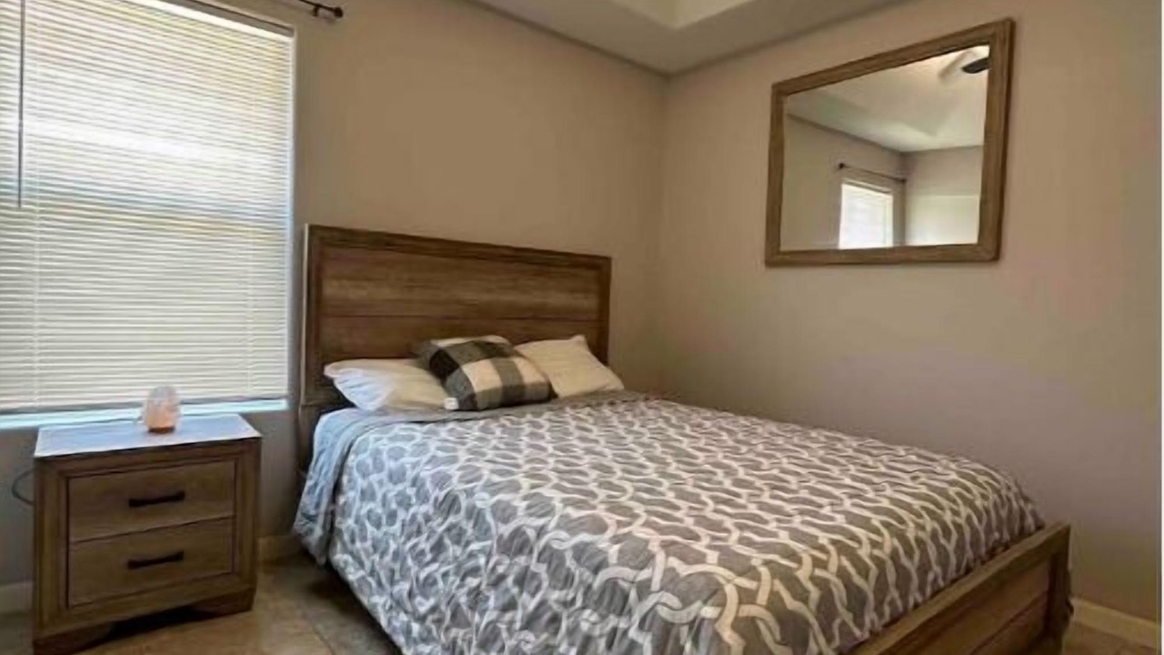 Photo of Bedroom in Edinburg