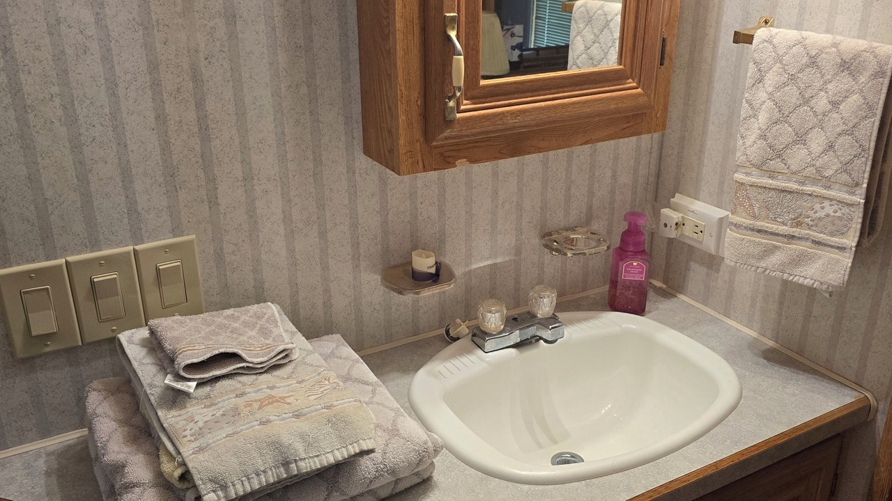 Photo of Bathroom in Donna