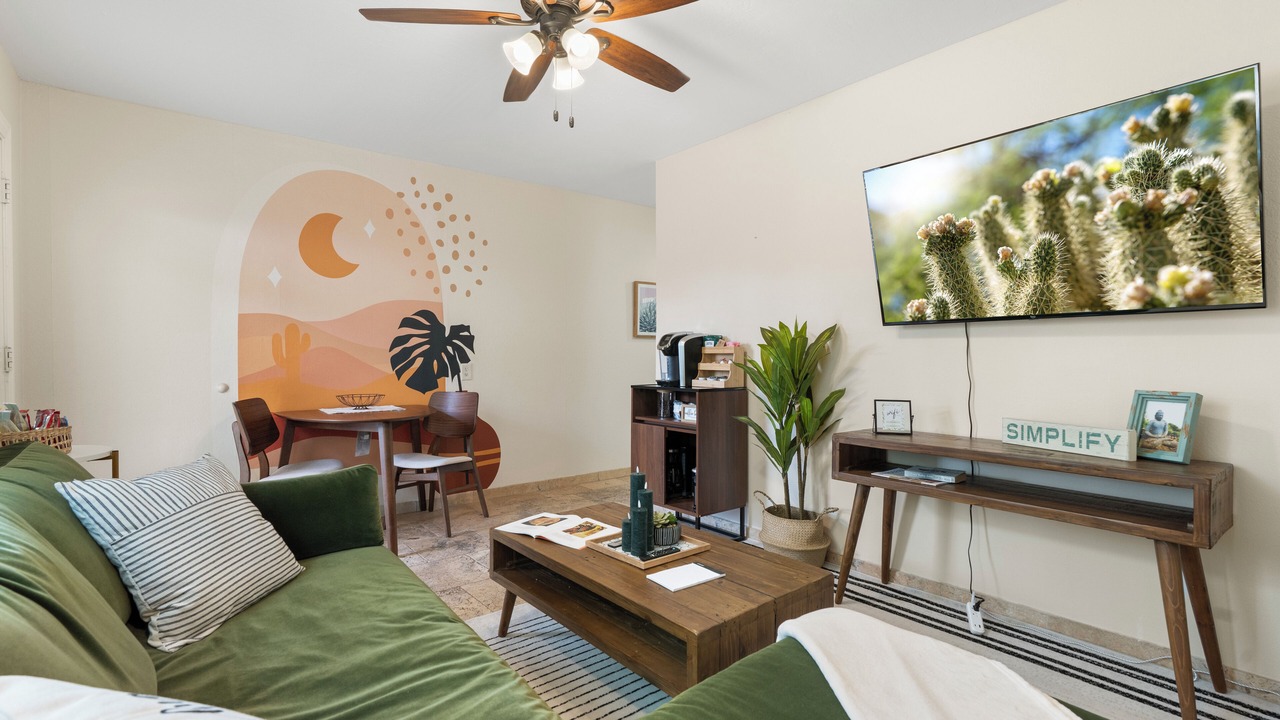 Photo of Livingroom in Moon Valley Vista