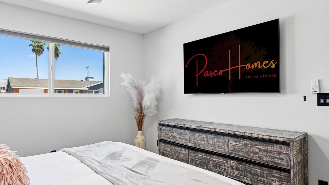Photo of Bedroom in Papago Parkway