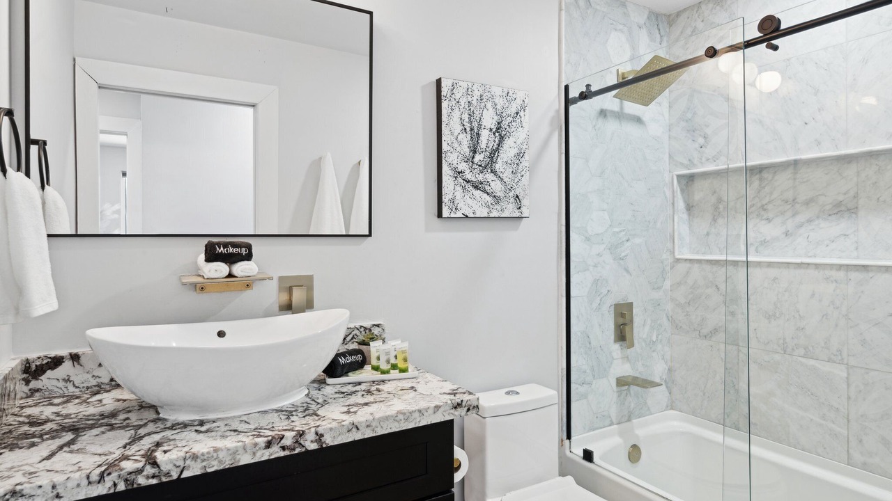 Photo of Bathroom in Papago Parkway