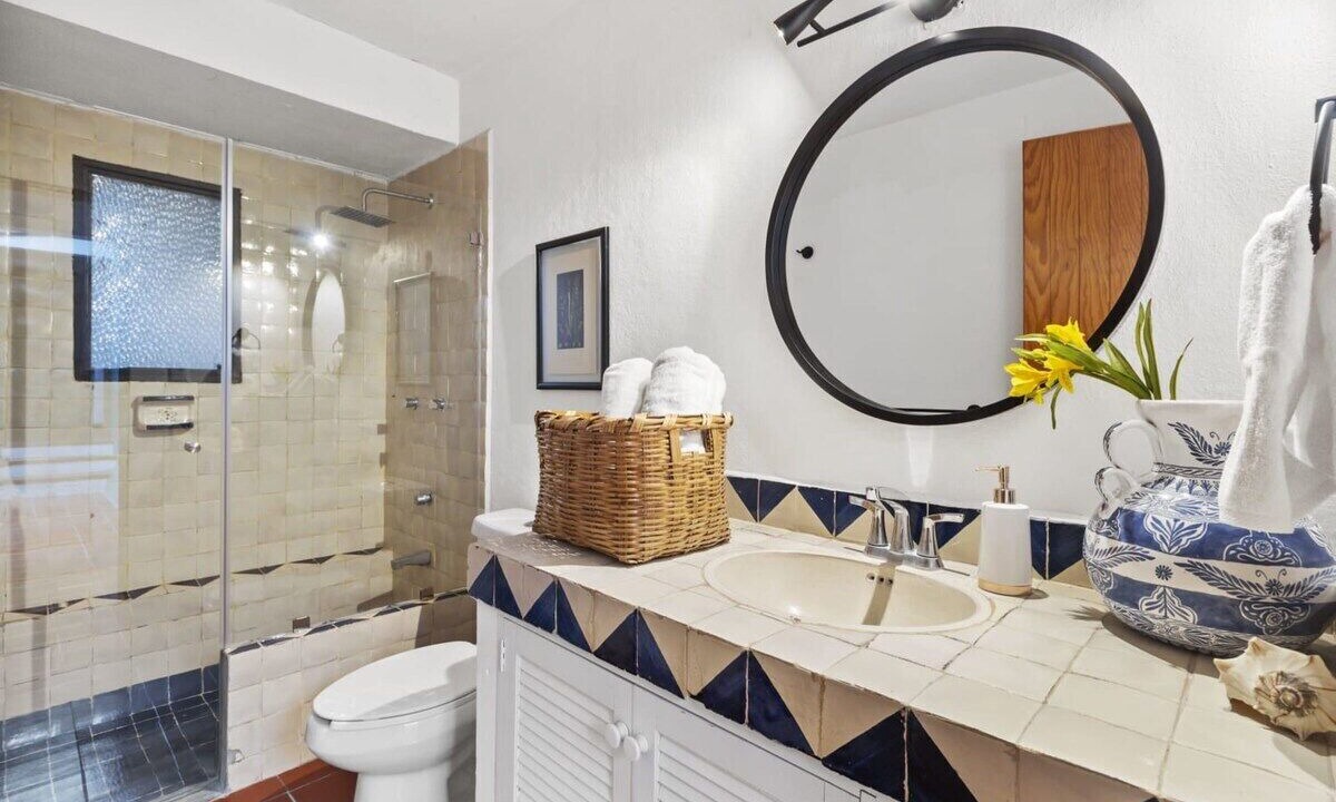 Photo of Bathroom in Santa Rosa de Jauregui