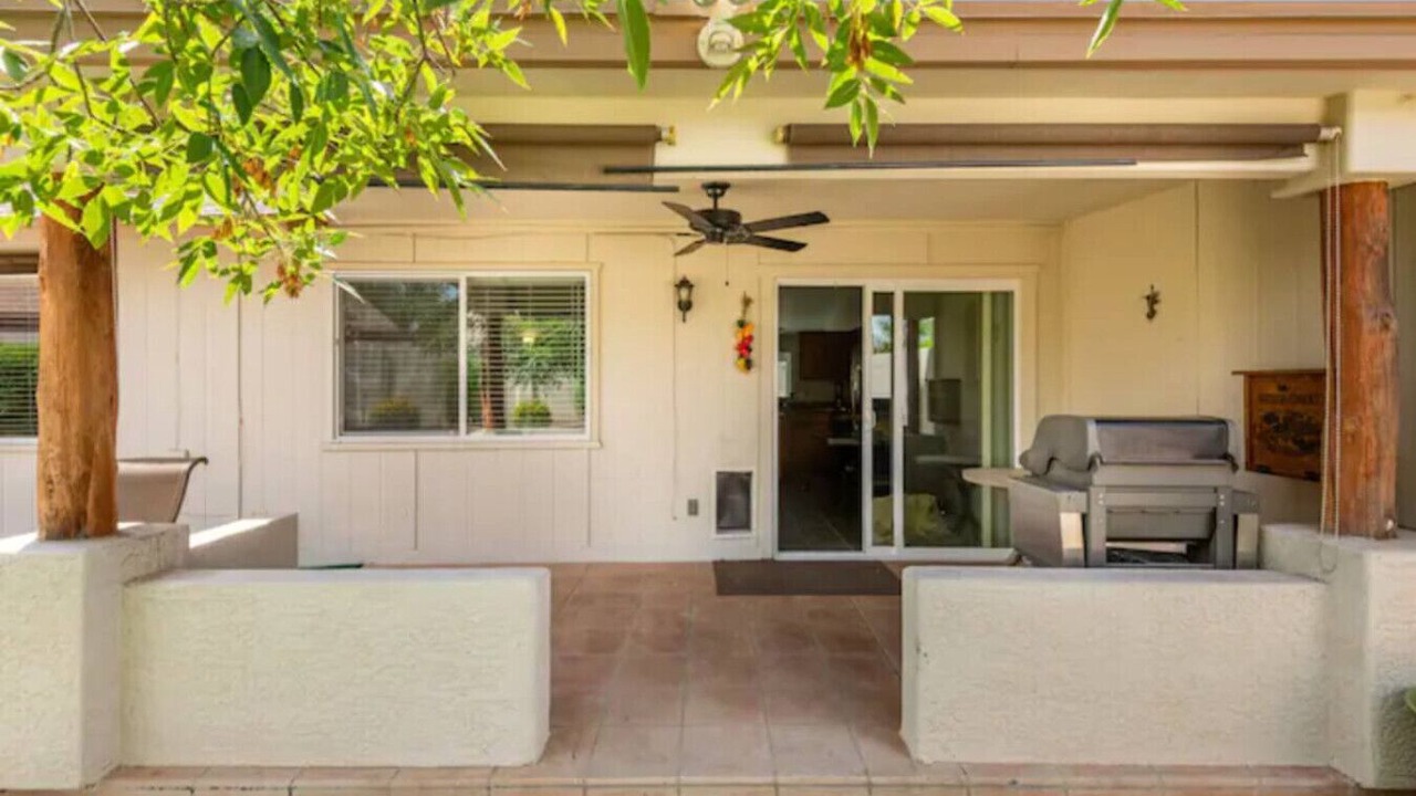 Photo of Patio Balcony in Paradise Valley Village
