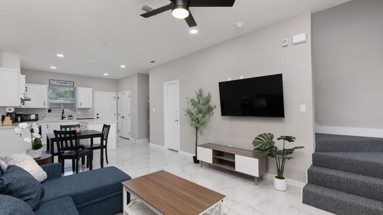 Photo of Livingroom in Pharr