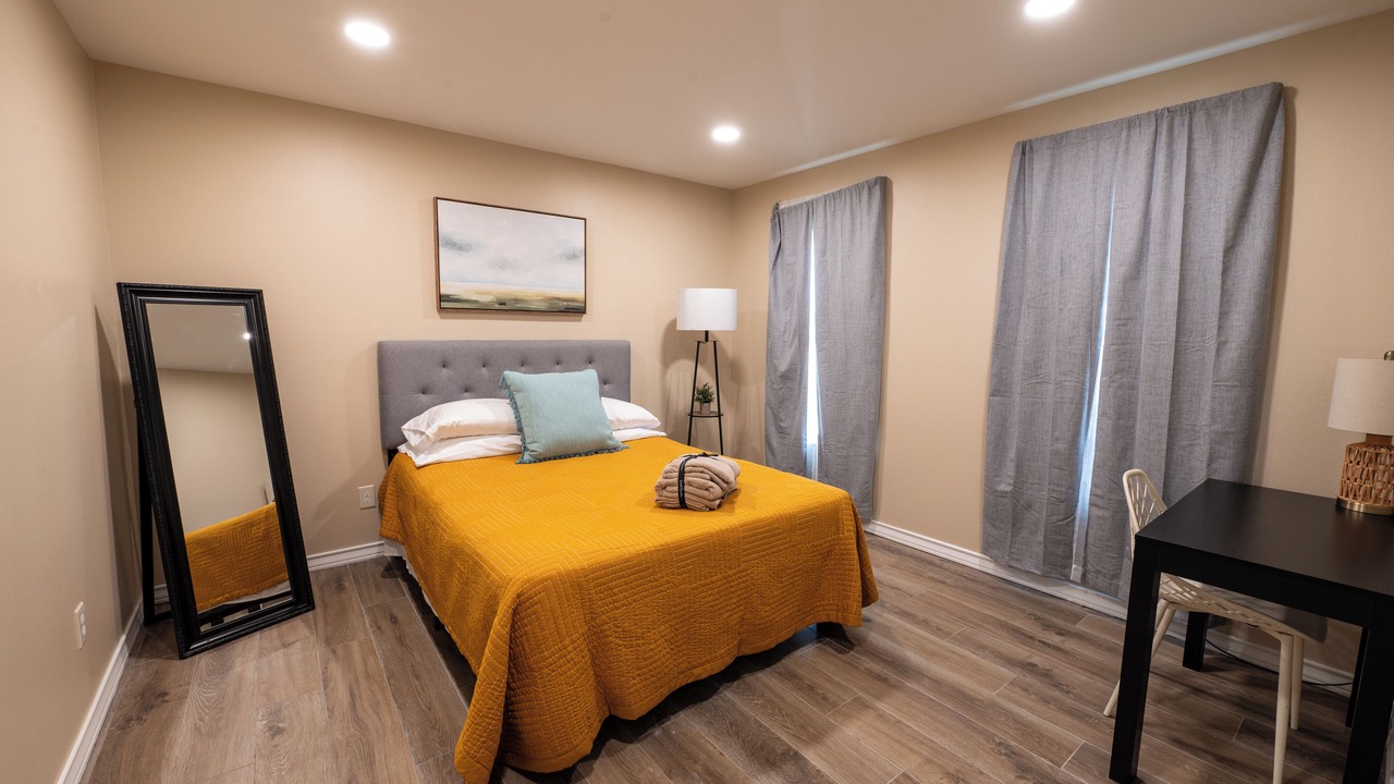 Photo of Bedroom in Weslaco