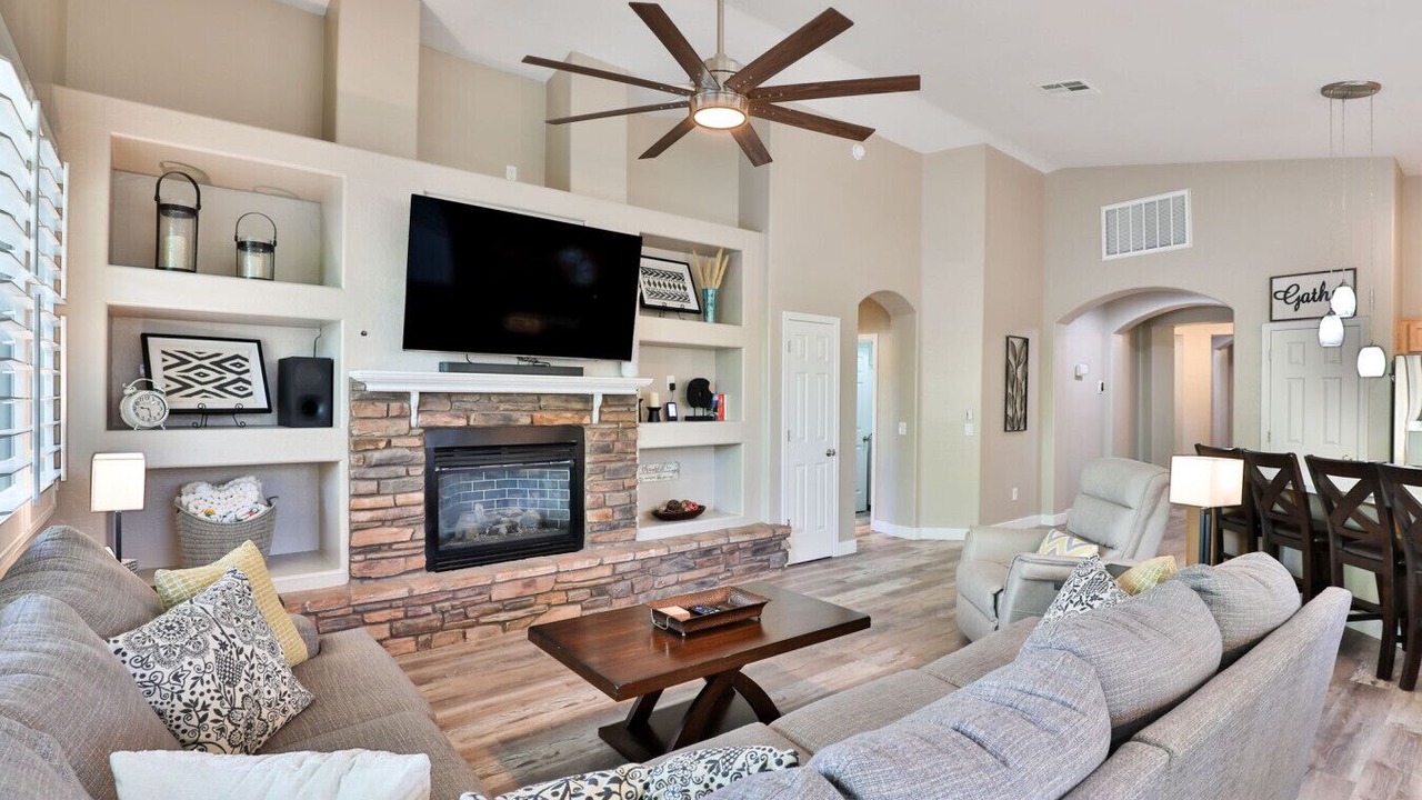 Photo of Livingroom in Litchfield Park