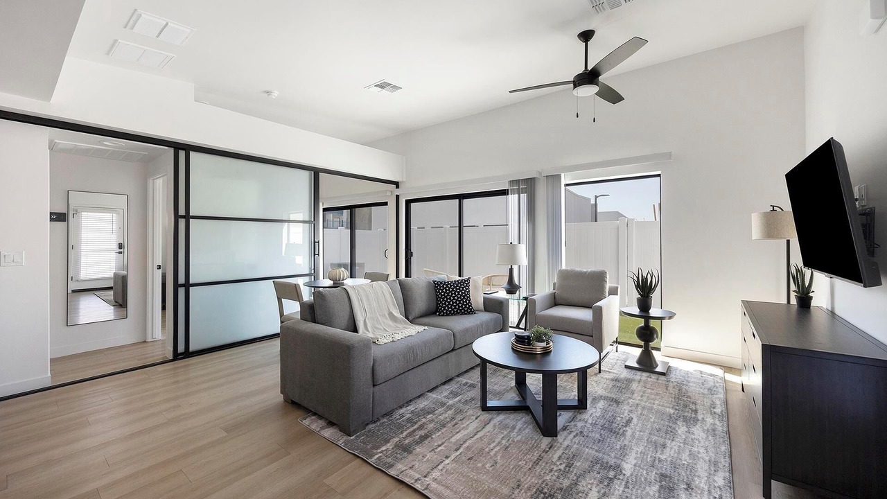 Photo of Livingroom in North Mountain