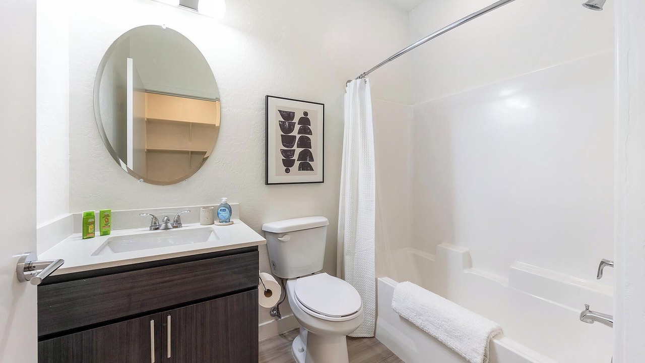 Photo of Bathroom in Maryvale Village
