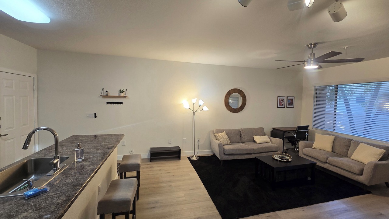Photo of Livingroom in Pepper Ridge