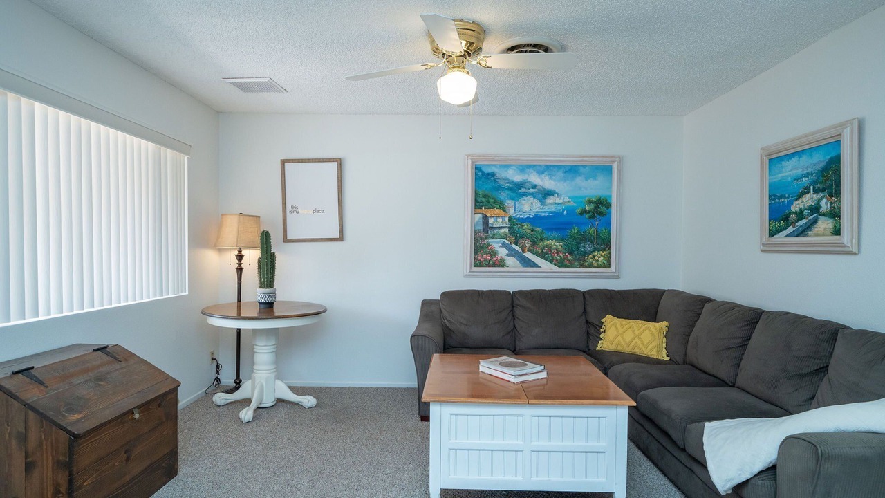 Photo of Livingroom in Moovalya Keys