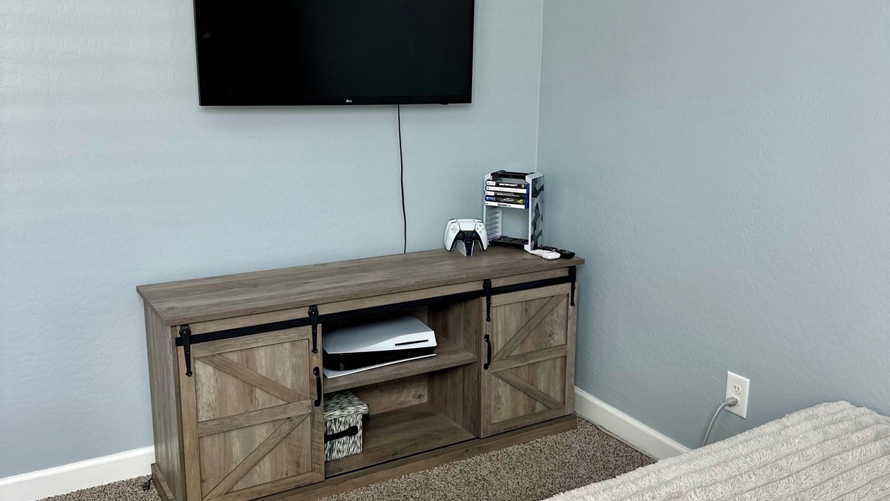 Photo of Bedroom in Anthem at Merrill Ranch