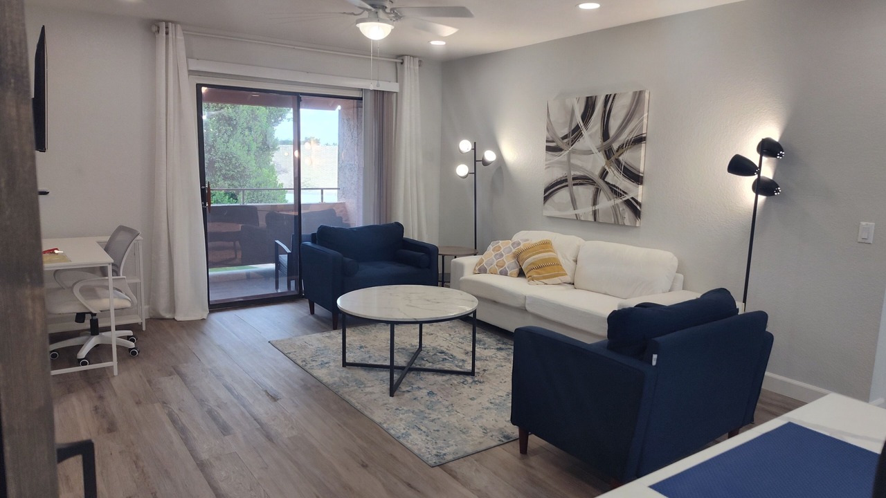 Photo of Livingroom in Dobson Ranch
