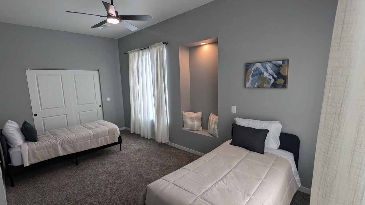 Photo of Bedroom in Rovey Farm Estates