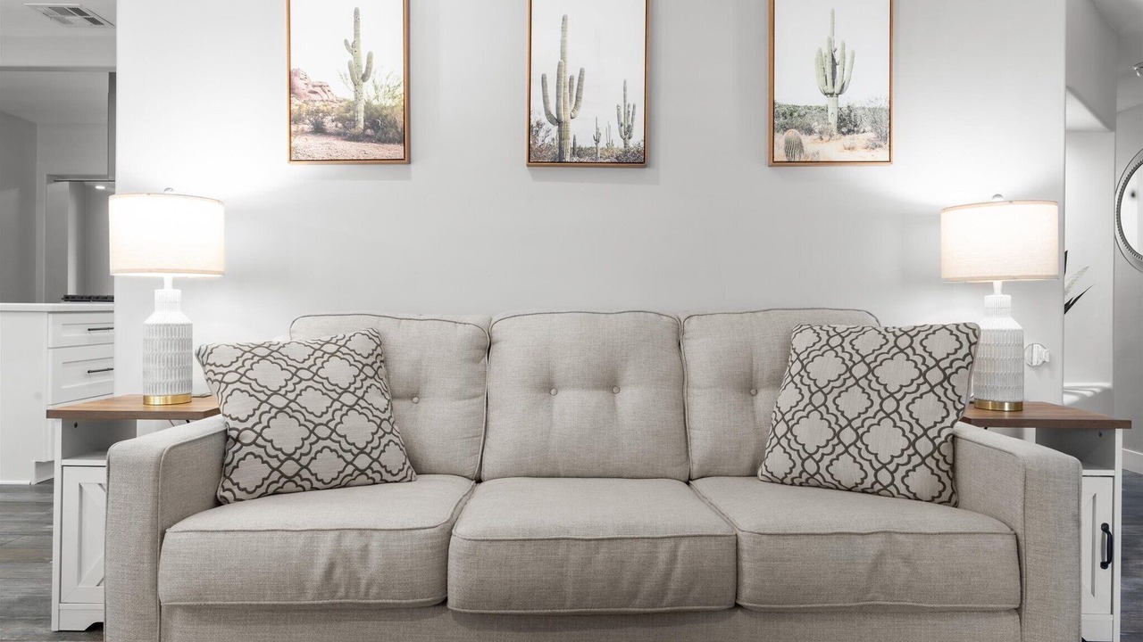 Photo of Livingroom in Encanto