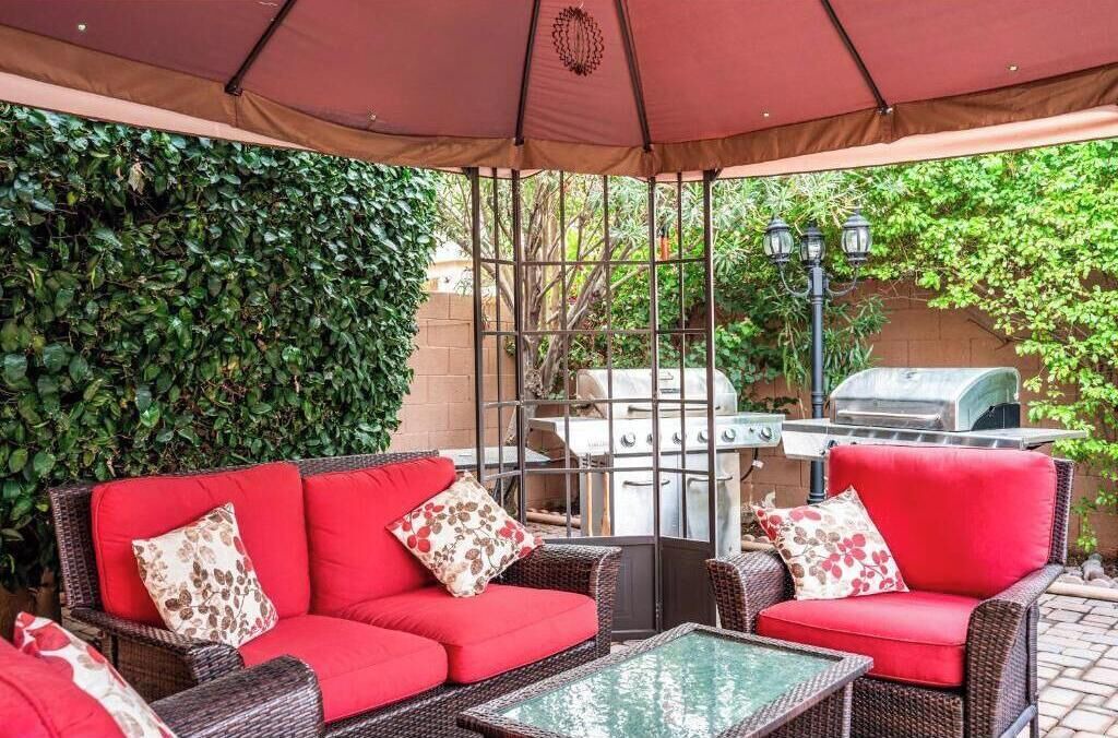 Photo of Patio Balcony in Paradise Valley Village