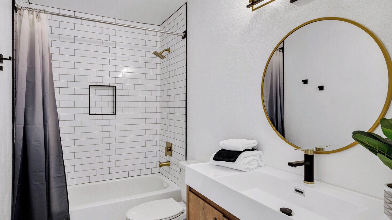 Photo of Bathroom in Sweetwater Place