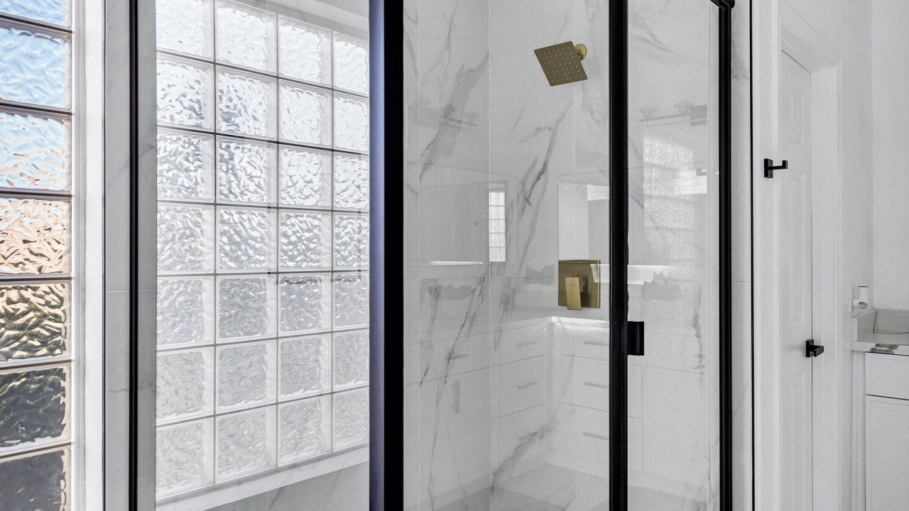 Photo of Bathroom in Sweetwater Place