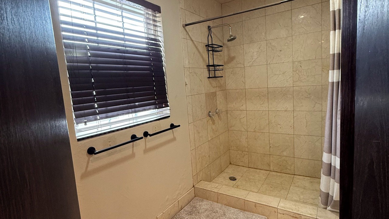 Photo of Bathroom in La Joya