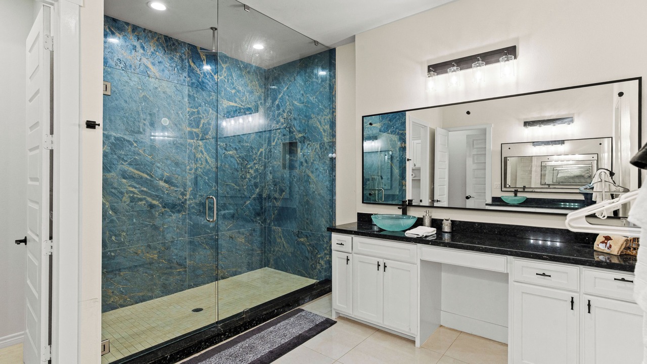 Photo of Bathroom in Hargill