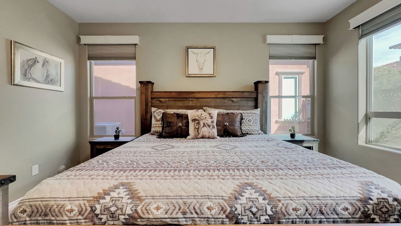 Photo of Bedroom in Encanterra