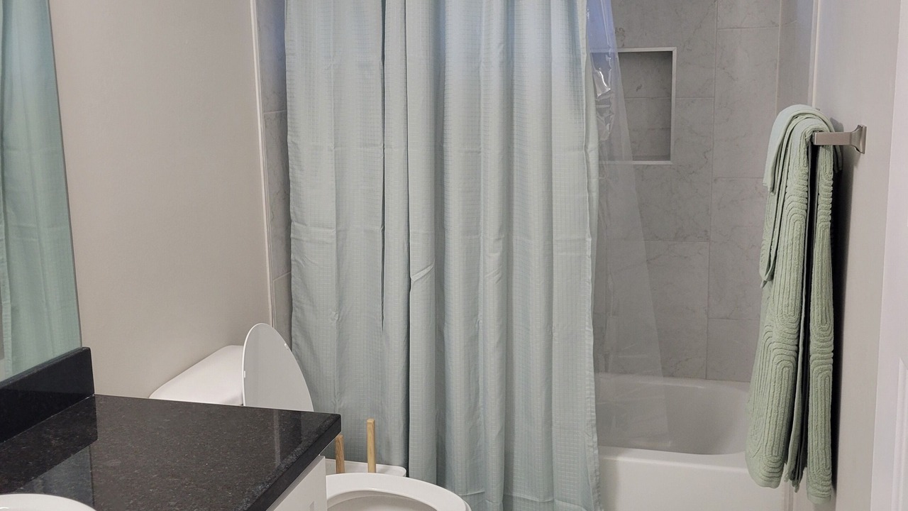 Photo of Bathroom in Palmhurst