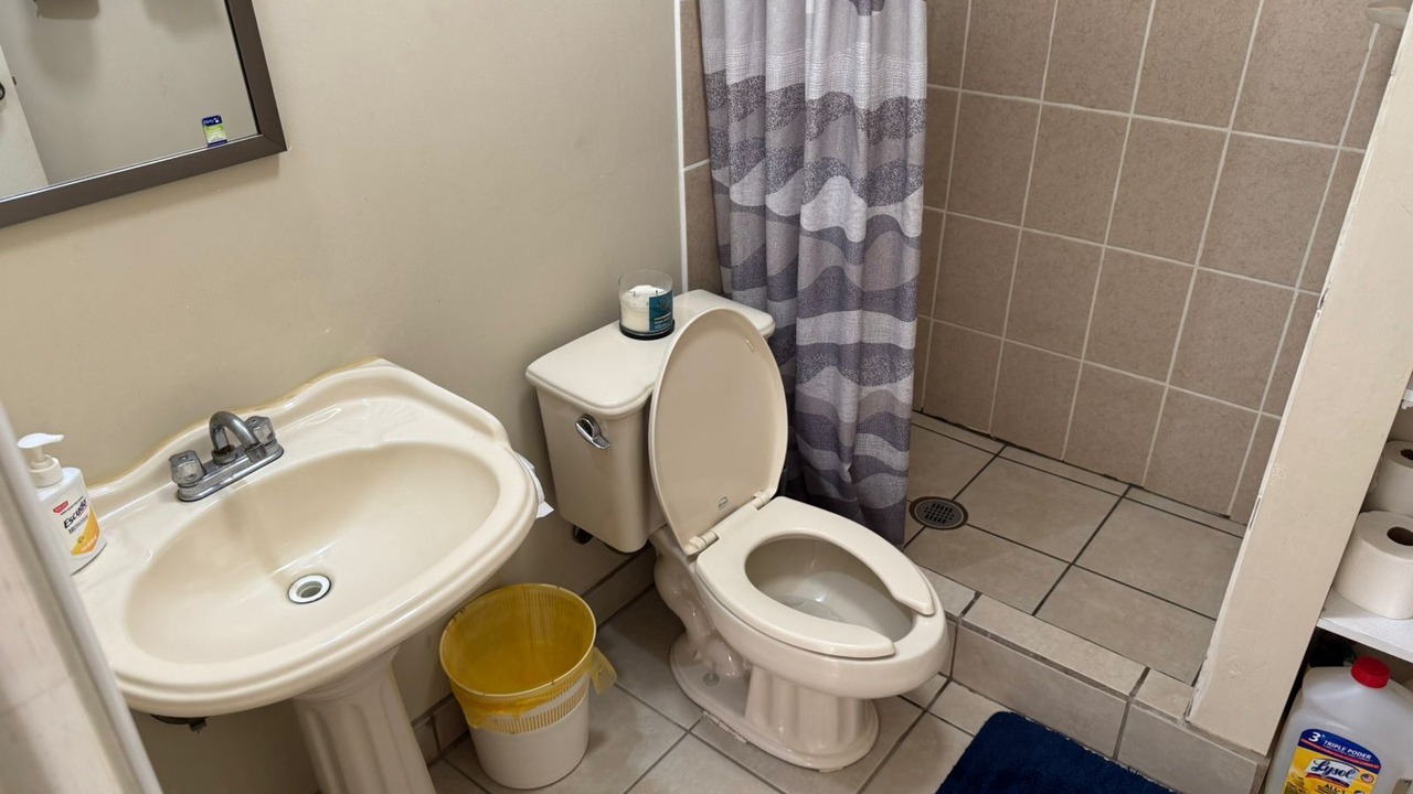 Photo of Bathroom in Mezcales