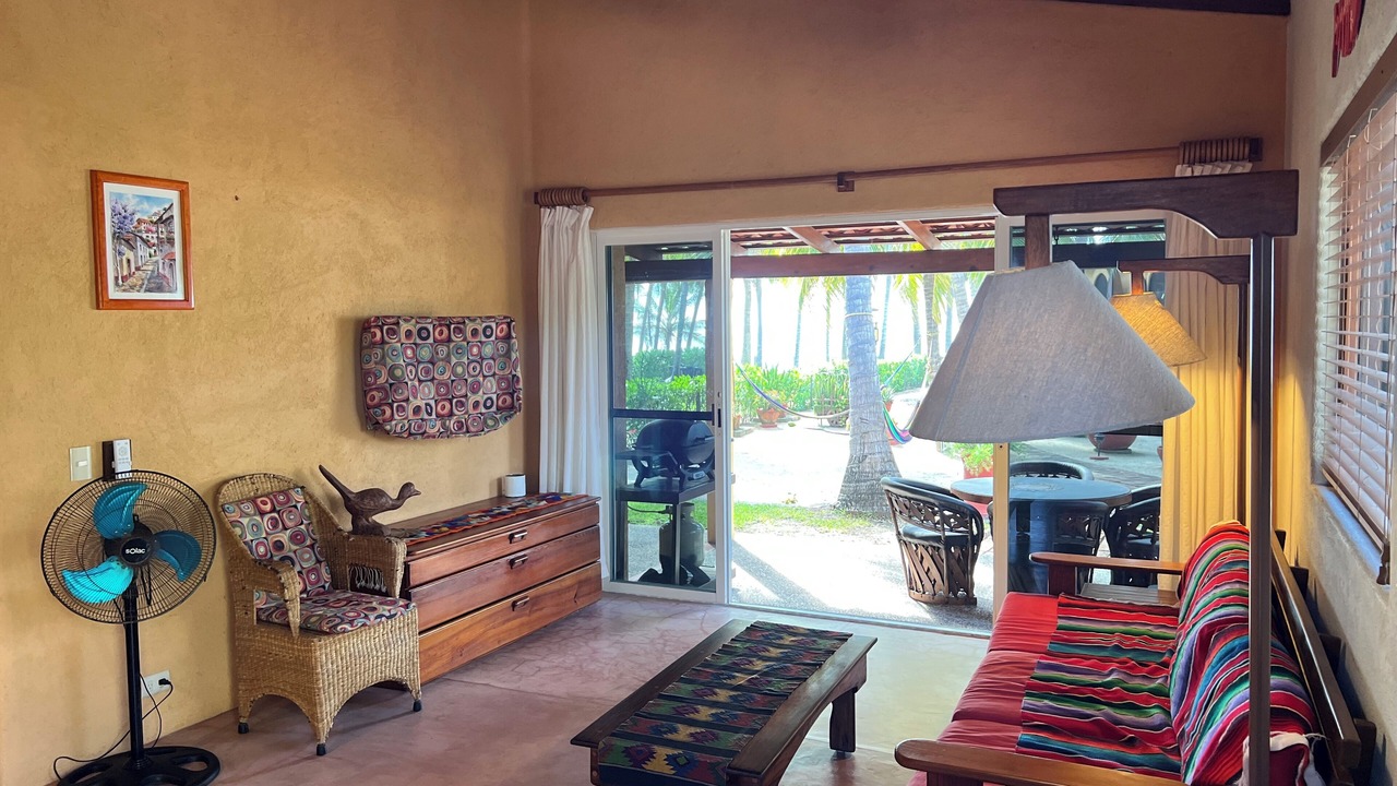 Photo of Livingroom in Barra de Potosi