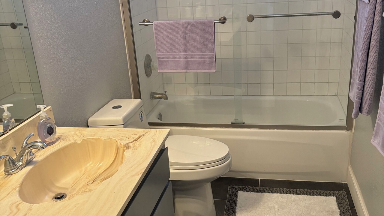 Photo of Bathroom in Glendale