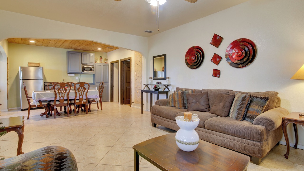 Photo of Livingroom in Sebastian