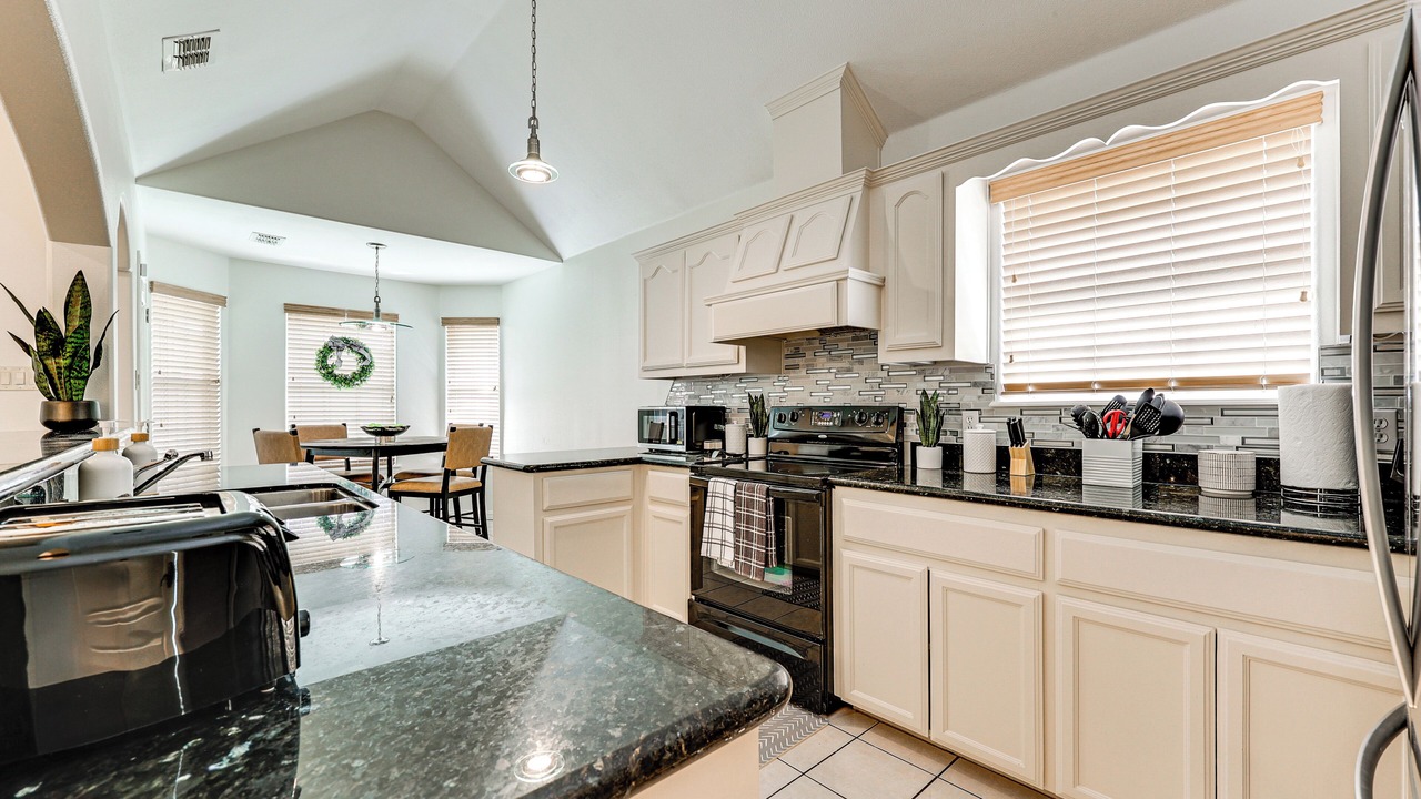 Photo of Kitchen in Edinburg