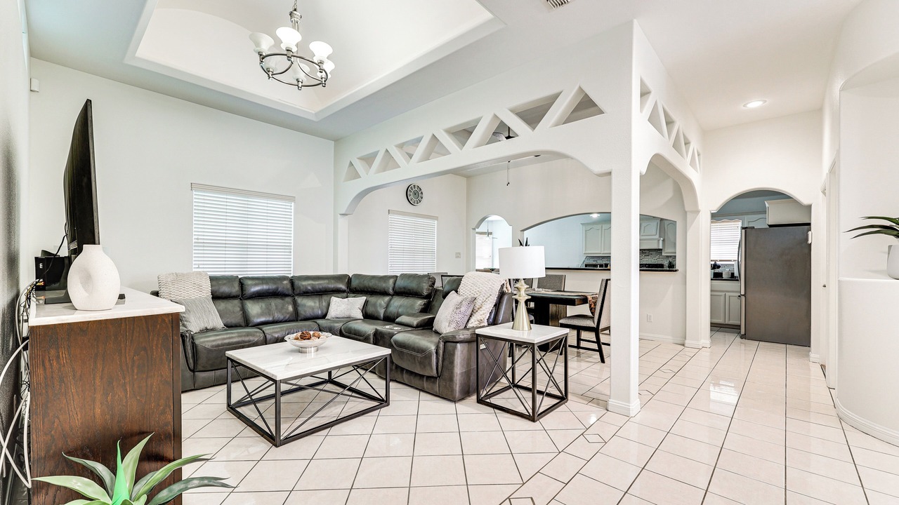 Photo of Livingroom in Edinburg