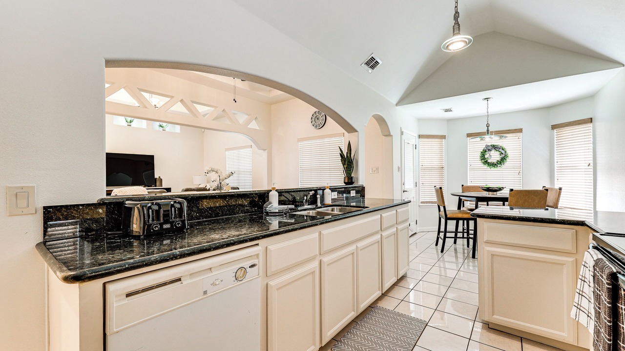 Photo of Kitchen in Edinburg