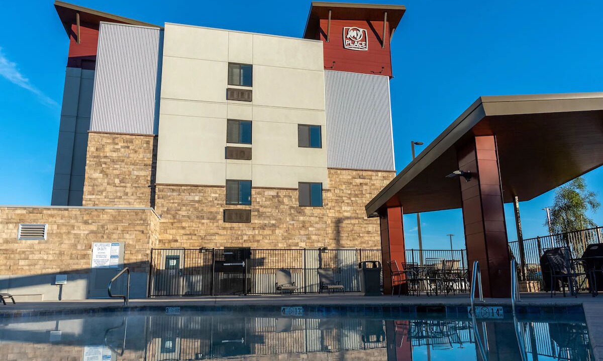 Photo of Outdoor in Avondale