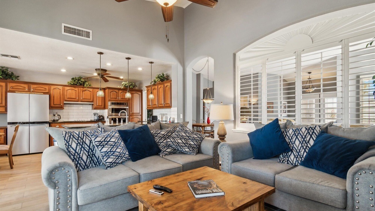 Photo of Livingroom in Pebblecreek