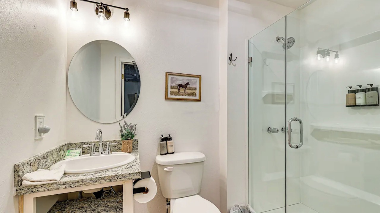 Photo of Bathroom in La Joya