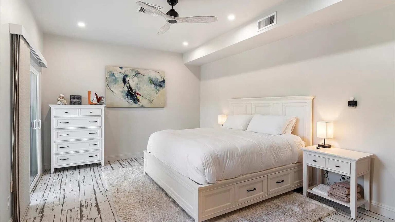 Photo of Bedroom in Desert View Village