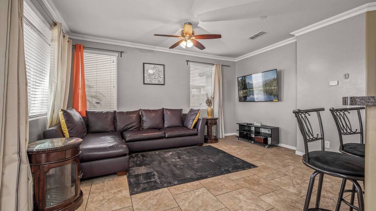 Photo of Livingroom in Coldwater Springs
