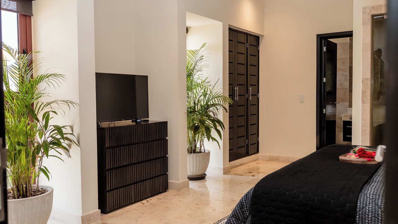 Photo of Bedroom in 12th Street