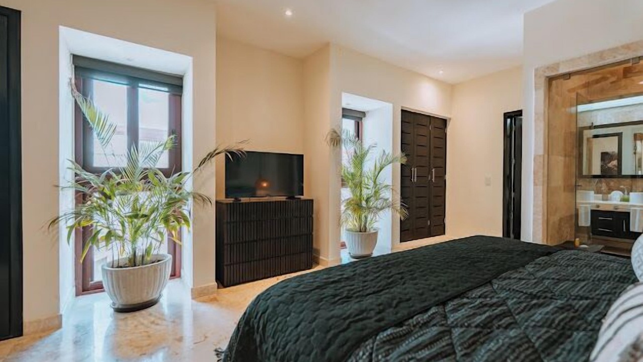 Photo of Bedroom in 12th Street
