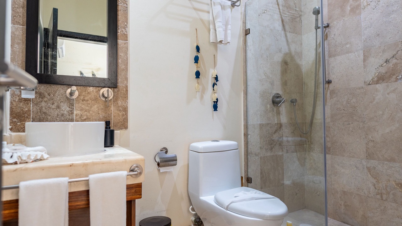 Photo of Bathroom in 12th Street