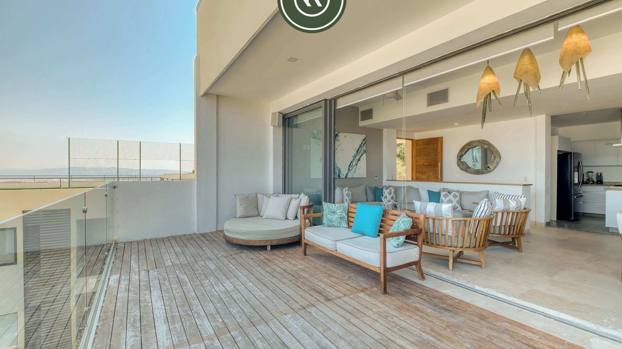 Photo of Patio Balcony in Puerto Marques