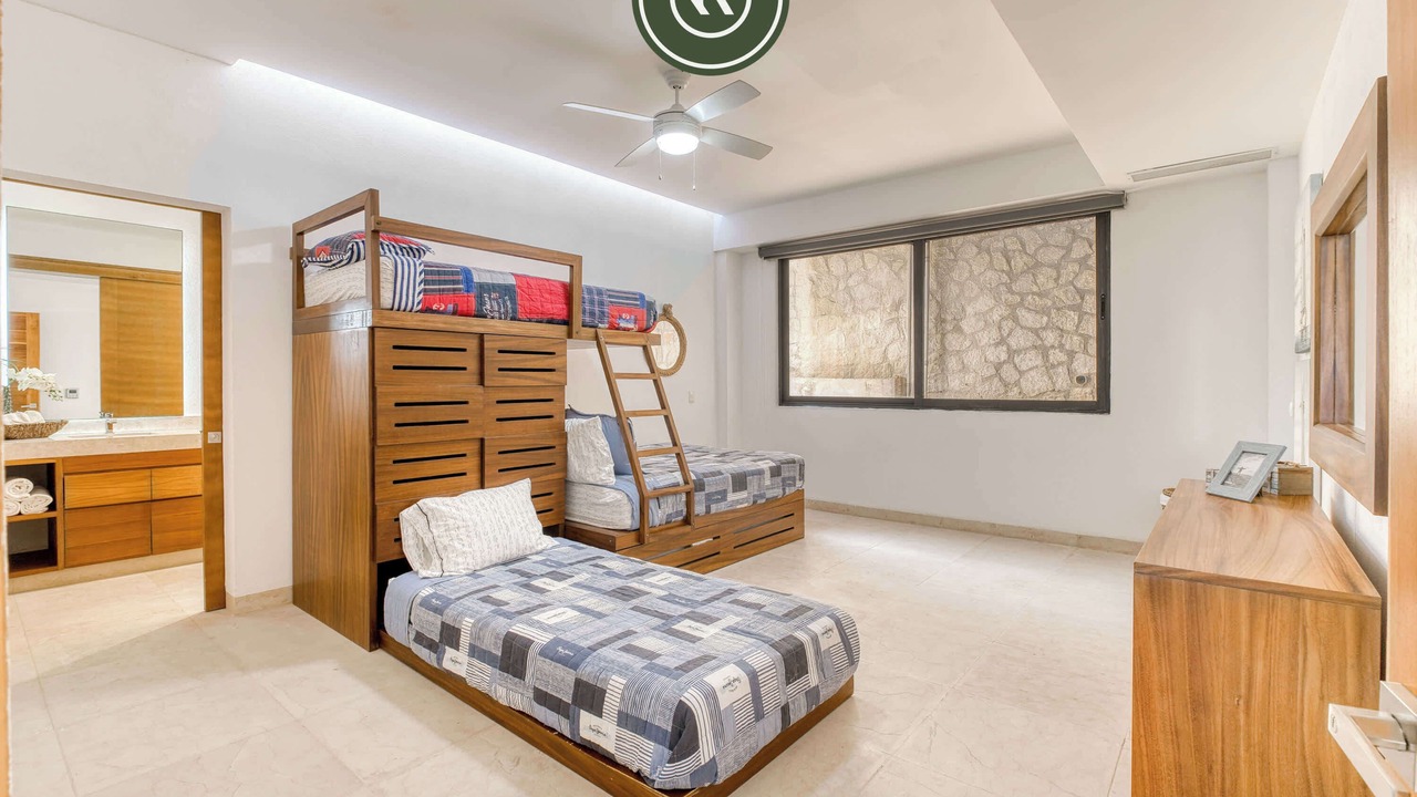 Photo of Bedroom in Puerto Marques