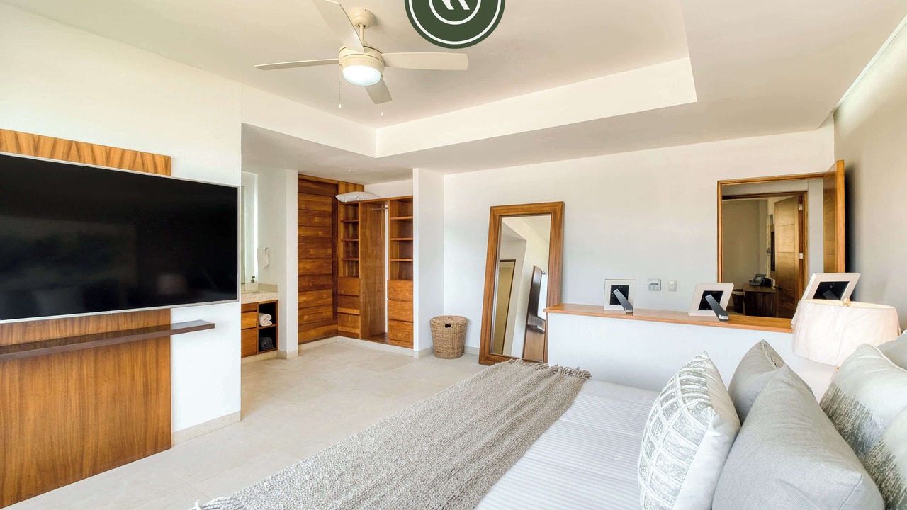 Photo of Bedroom in Puerto Marques