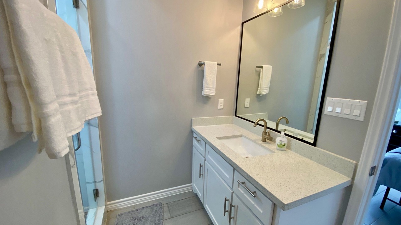 Photo of Bathroom in Brownsville